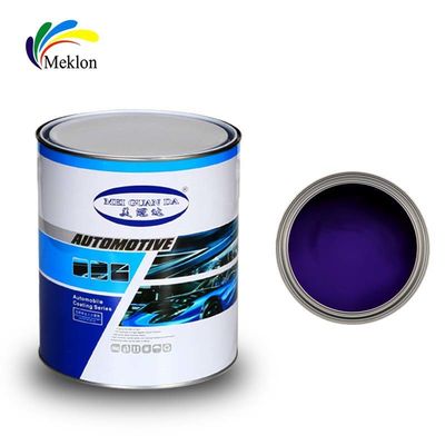 Màu sắc màu tím ngọc trai hoàn thiện sơn xe cho một cái nhìn năng động và bắt mắt