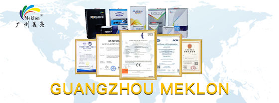 Sáng vàng và độ sâu của xe với sơn xe vàng ngọc trai